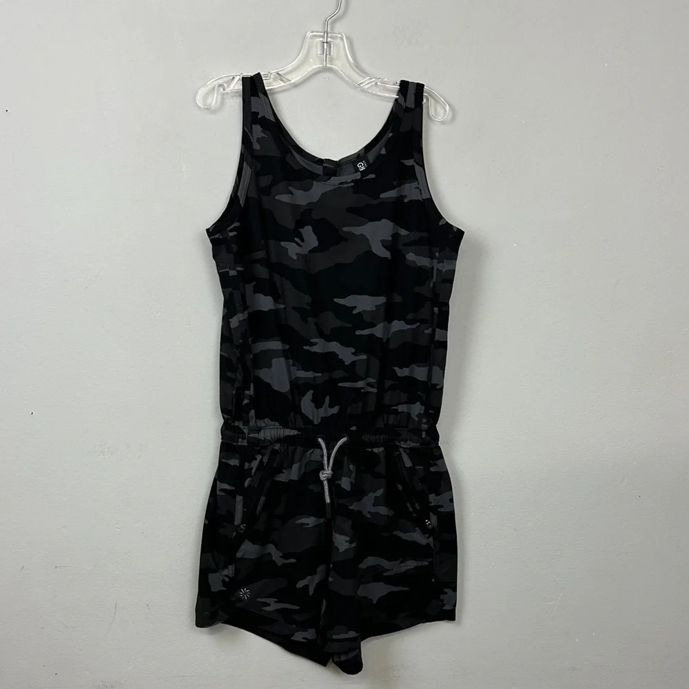 Athleta Girl Black Camo On The Go Shorts Romper, Size L/12